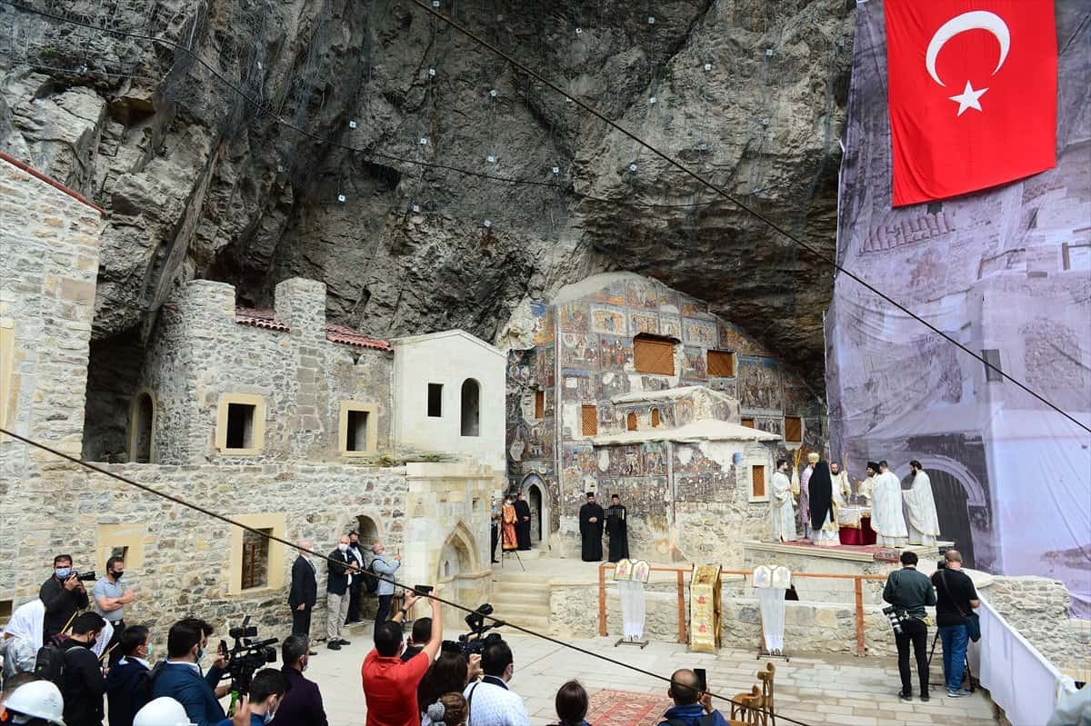 монастырь панагия сумела турция