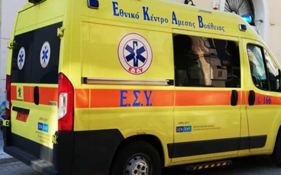 Patras ambulance, British tourist falls to death from Corfu balcony in suspected suicide