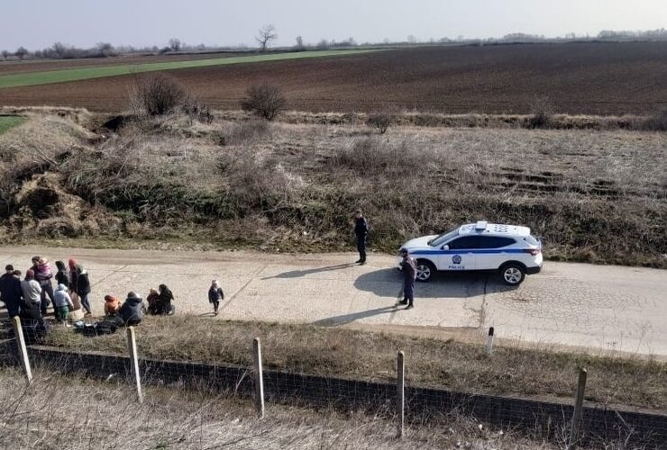 Turks seeking asylum beat up farmer after illegally entering Greece from Evros 8