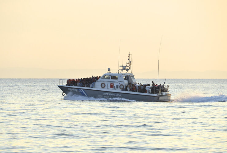 74 illegal immigrants on damaged yacht rescued off Greece’s Western Coast