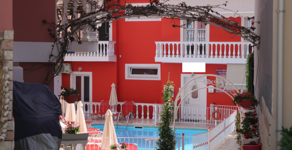 30 hotels for Auction in Greece