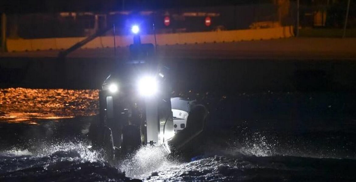 Three people die as migrant boat sinks off Crete