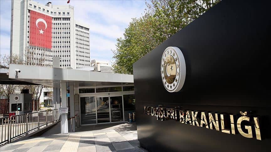 Turkish Foreign Ministry summons Greek envoy over expletive headline against Erdoğan diplomatic