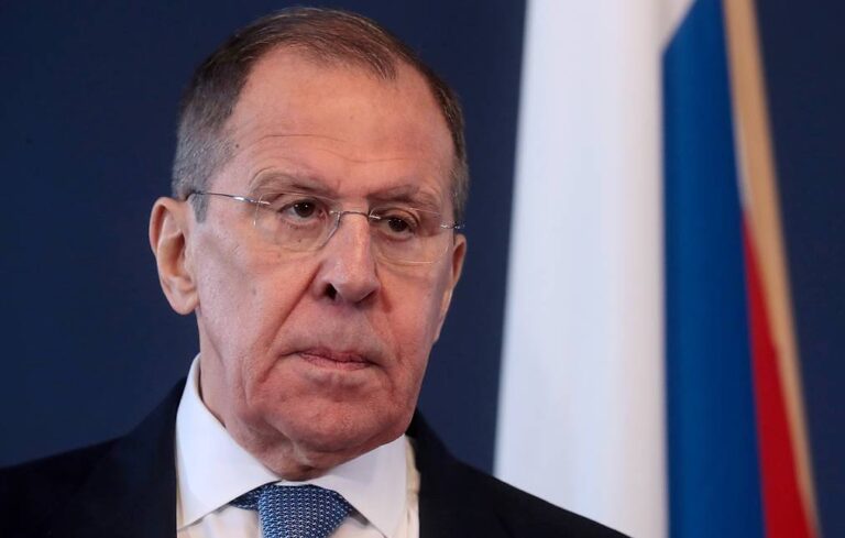 Lavrov in Greece: Countries have a right to extend maritime territory to 12 nautical miles