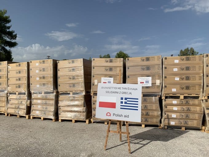 Poland sends 156 mobile housing units to accomodate refugees in Greece