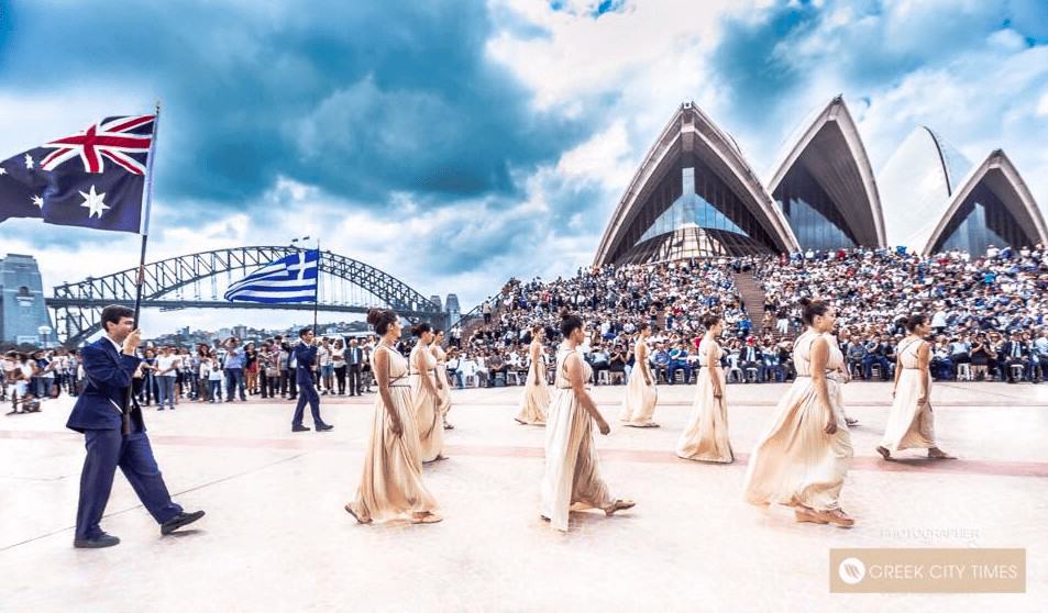 Steve Tsoukalas’ enduring love for the iconic Sydney Opera House Census Greek Australian opera House