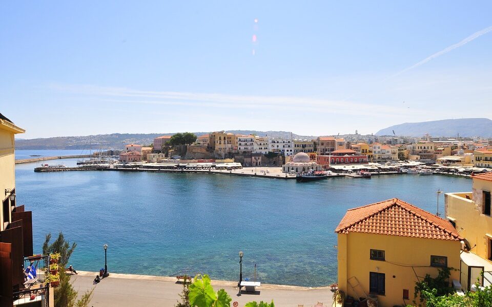 Crete added to the UK's travel corridor list