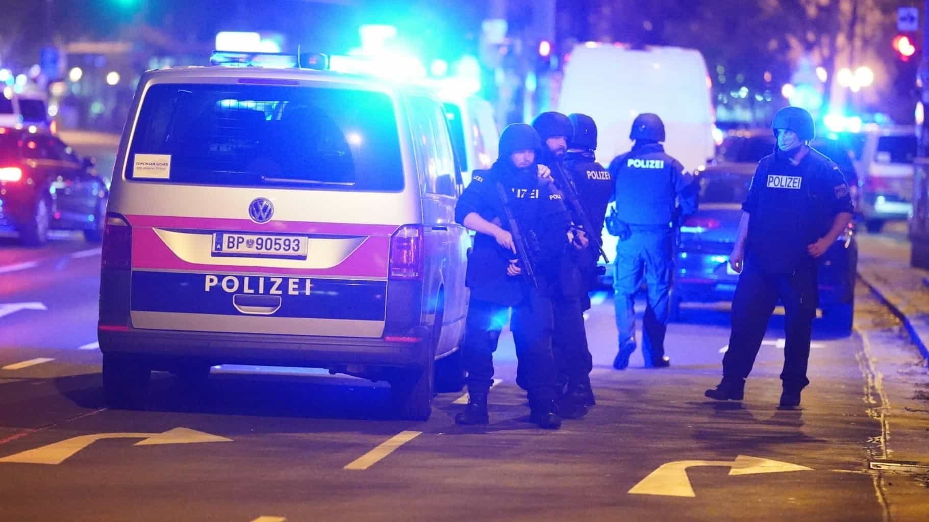 Austrian police Vienna synagogue attack