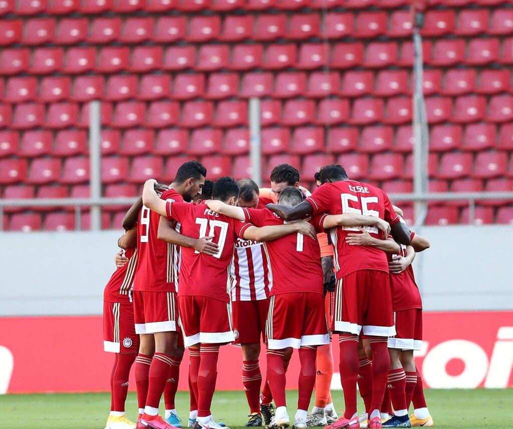 Three Olympiacos players fined for celebrating during the coronavirus lockdown