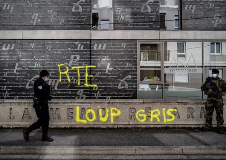 Pro-Erdogan graffiti in Lyon. RTE Turkey France
