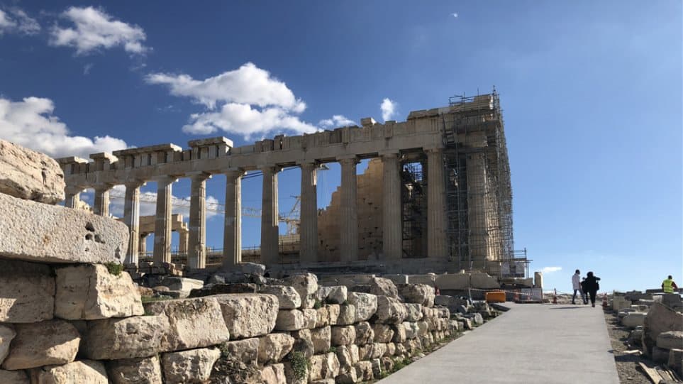 Making the Acropolis accessible