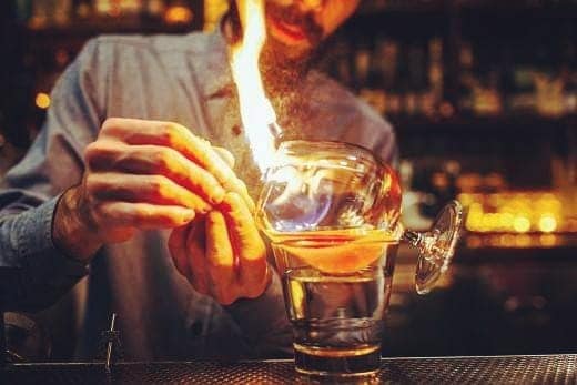 Two Athenian bars named in the 'World’s 50 Best Bars' for 2020