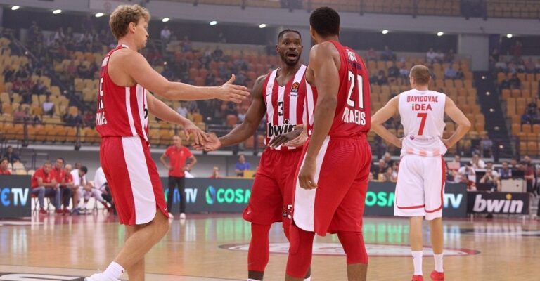 Fifth Olympiacos basketball player with COVID-19