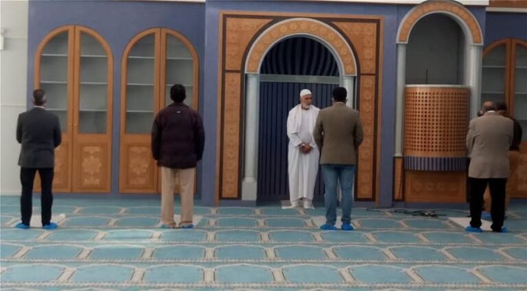 Mosque in Athens holds first Muslim prayers