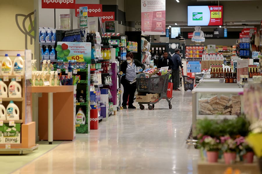 Greece bans sale of durable goods at supermarkets