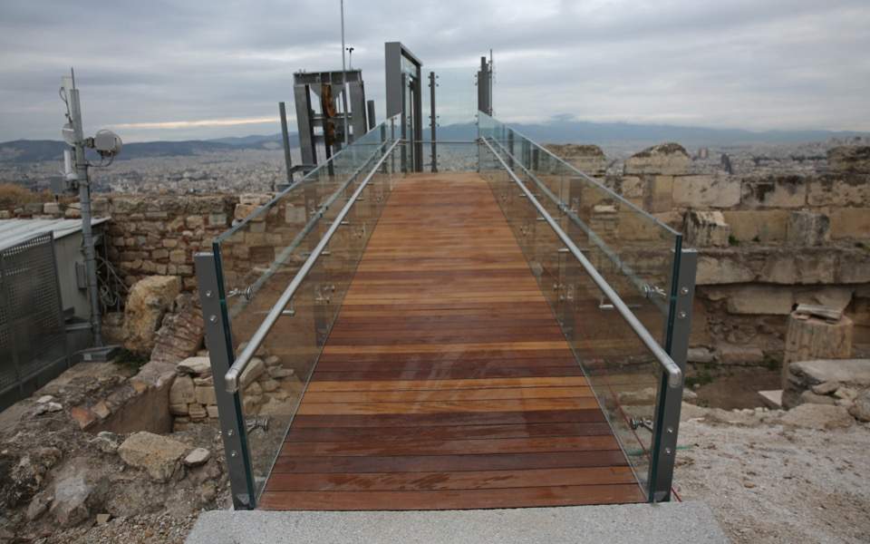 New wheelchair lift at Acropolis Hill.