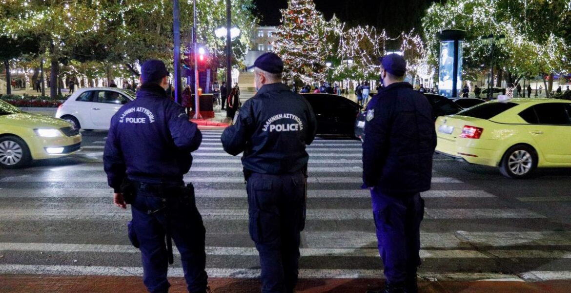 10,000 police officers to be deployed on the streets of Athens for New Year's Eve