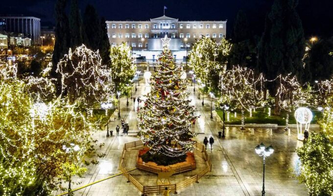 Athens’ official Christmas tree lights up for 2020