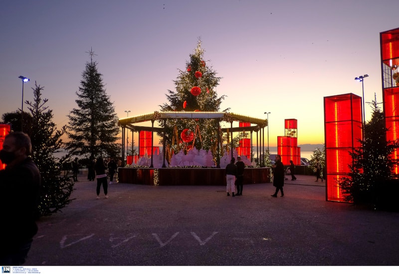 Thessaloniki all dressed up for Christmas 2020