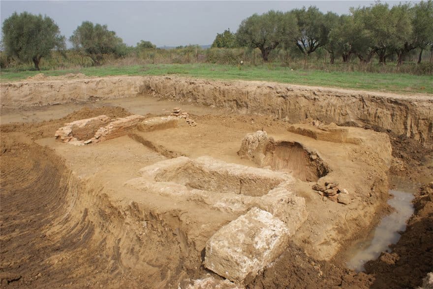 Eight ancient Greek tombs discovered in Ilia