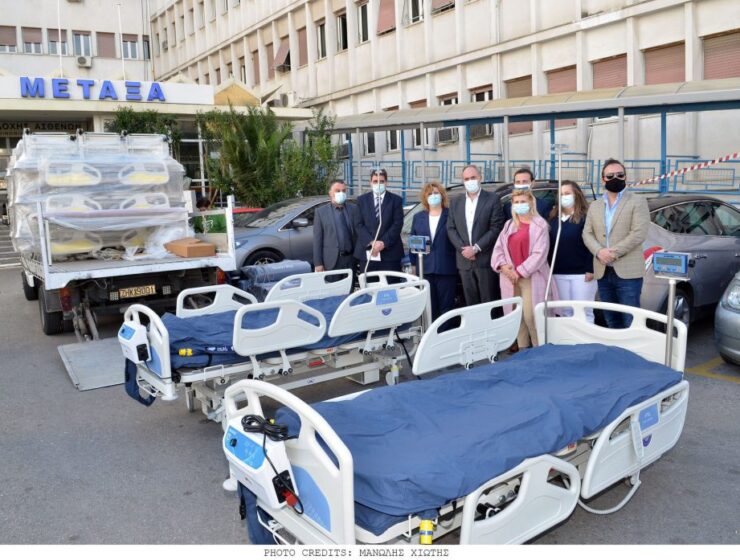 Yiannis Parios donates two ICU beds to Metaxa Cancer Hospital of Piraeus