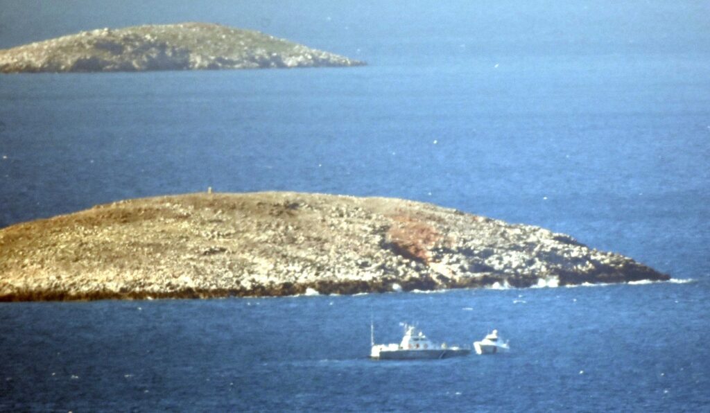 Imia: Collision of Greek, Turkish Coast Guard boats