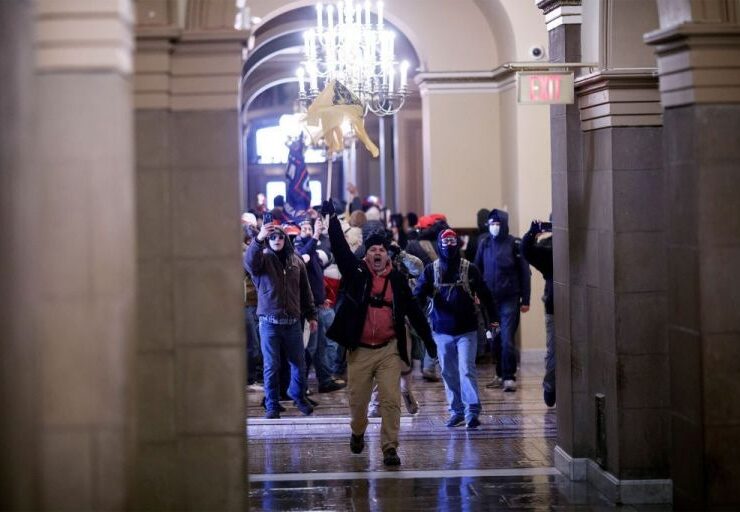 Protesters storm US Capitol building
