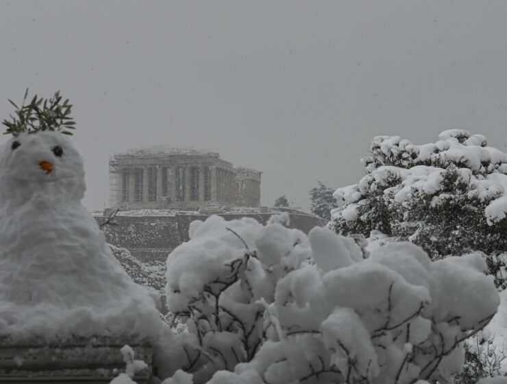 Acropolis Athens snow Kikilias winter German