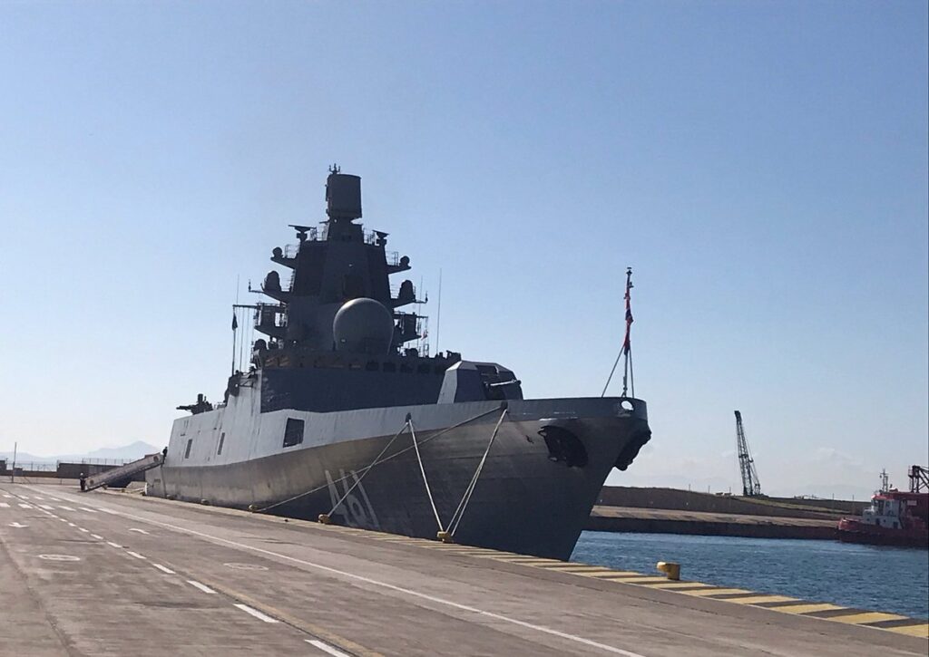 Russian frigate "Admiral Kasatonov" docks in Piraeus