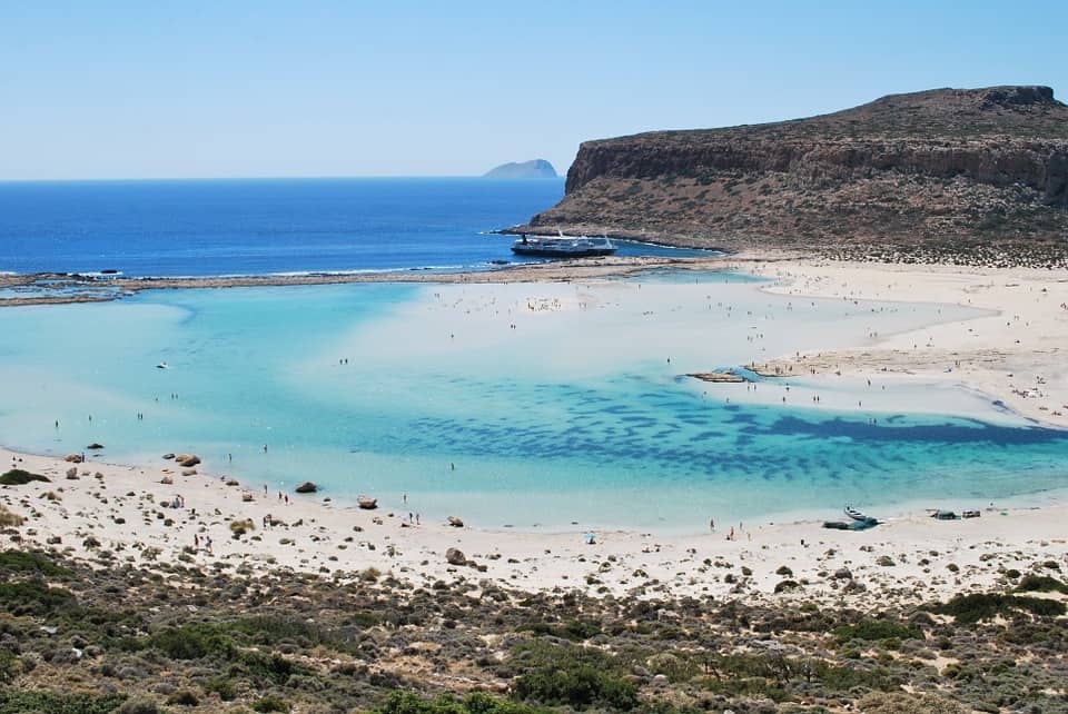 Three beaches in Greece named among the best in Europe for 2021 by Tripadvisor