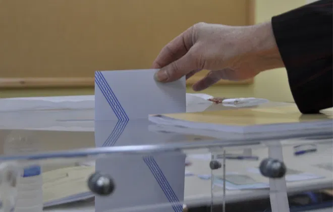 300,000 Greeks living abroad expected to register to vote 