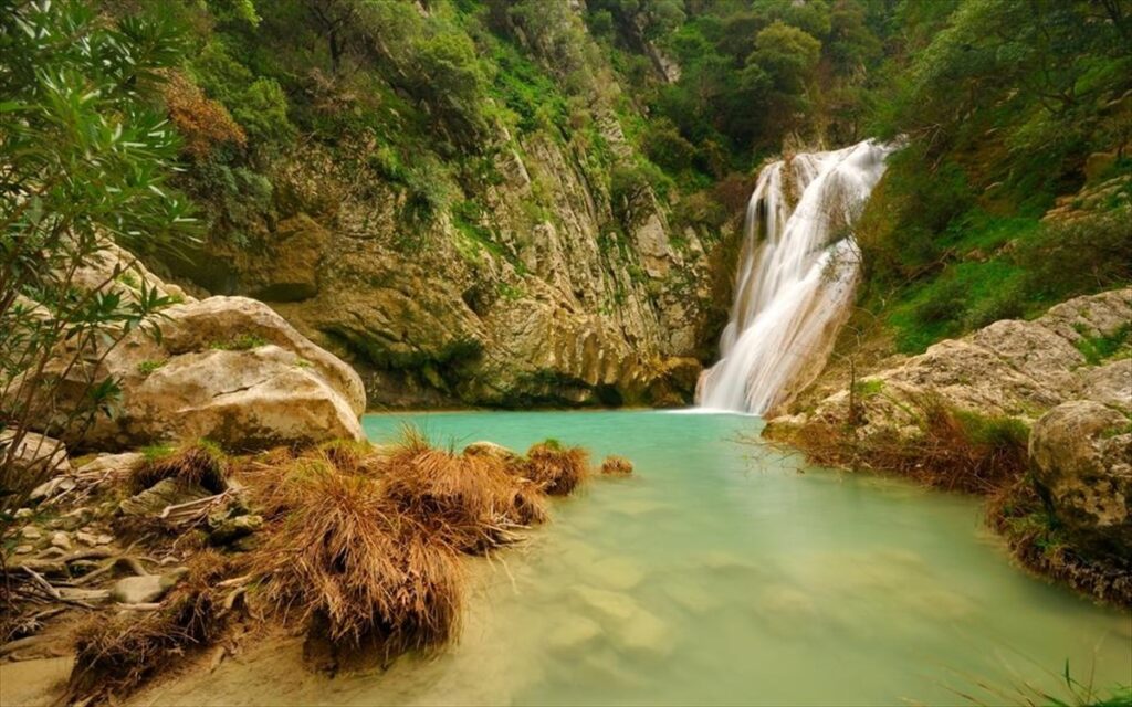 Polylimnio, Messinia (Πολυλίμνιο, Μεσσηνία) waterfalls in Greece