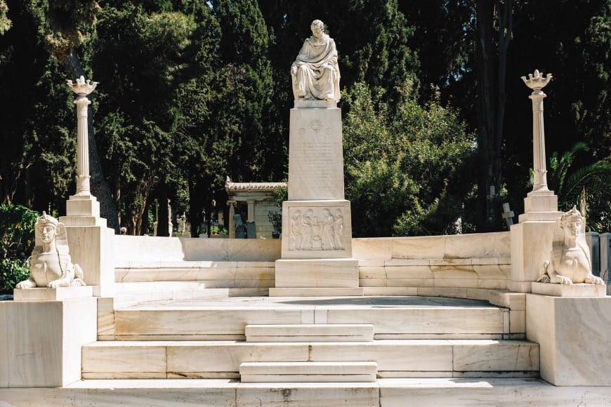 Τάφος του γλυπτού του Μιχαήλ Ντόσιτς
