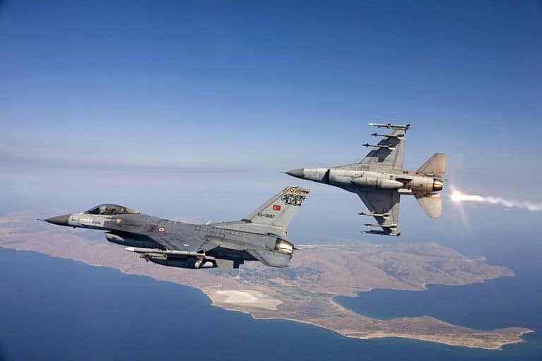Turkey Pair of Turkish F-16 fighter jets.