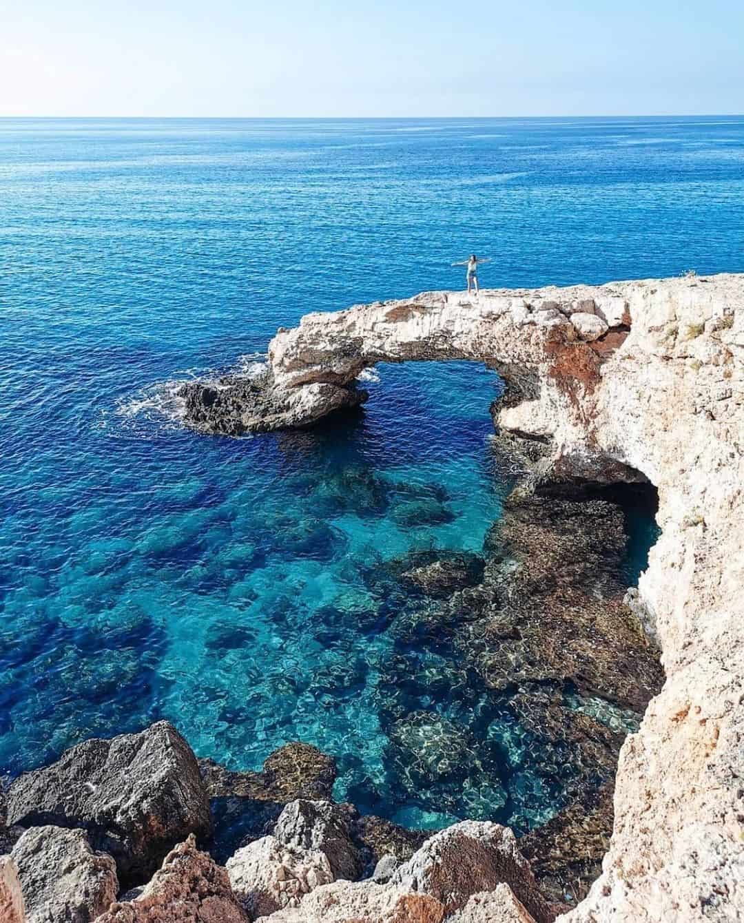 Κύπρος Πρώτα από το μπλοκ για να ανοίξει πύλες σε τουρίστες