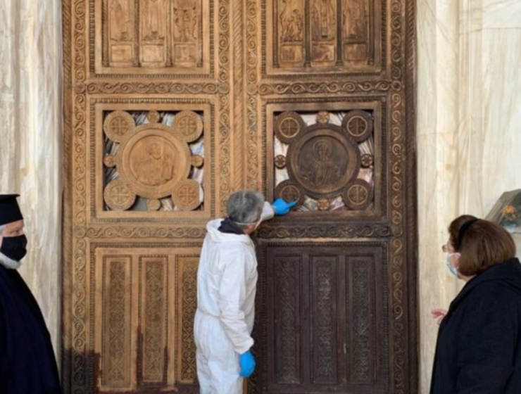 The Metropolitan Cathedral of Athens door restoration