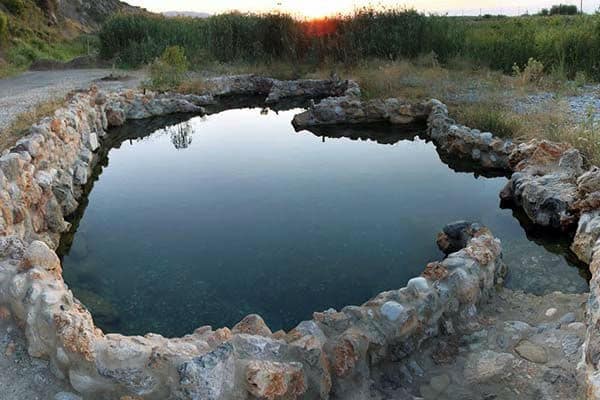 thermal baths Kammena Vourla, Fthiotida (Καμμένα Βούρλα, Φθιώτιδας)