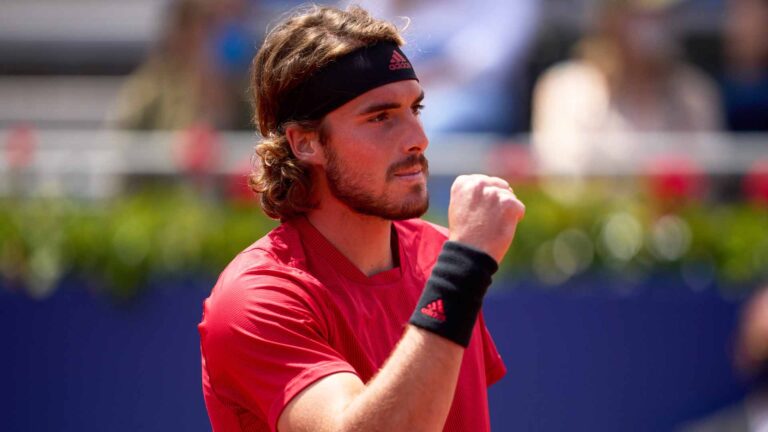 Stefanos Tsitsipas sails past Sinner 6-3, 6-3 and advances to the final in Barcelona