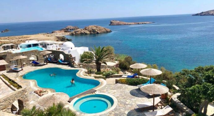 Grecotel acquires 5 hotel resorts in Mykonos and Corfu