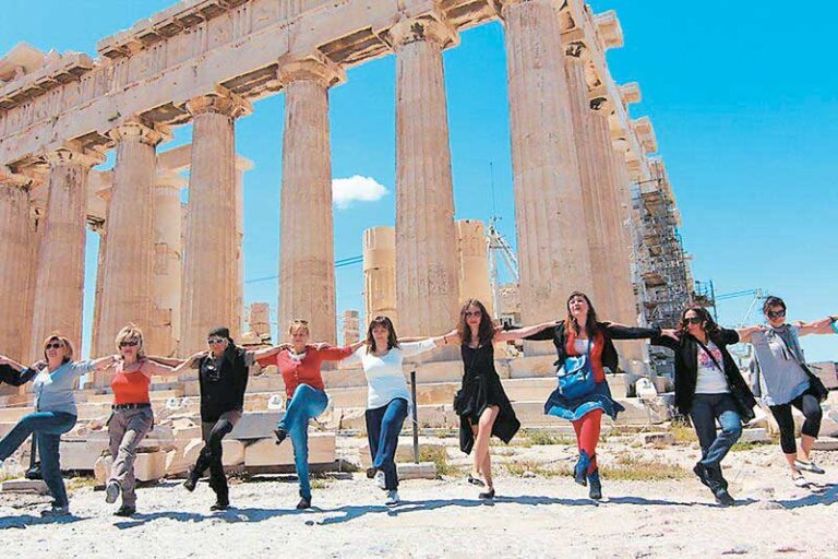tourist arrivals in greece 2022