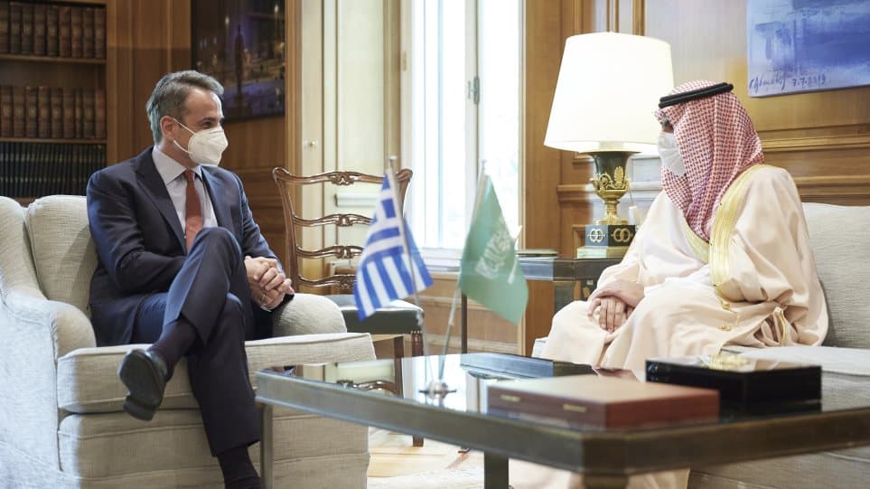 rime Minister Kyriakos Mitsotakis met with the Minister of Culture of Saudi Arabia, Prince Badr bin Farhan Al-Saud