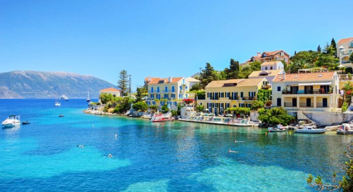 Greece Wins "Best Tourism Destination" Title at Grand Travel Awards