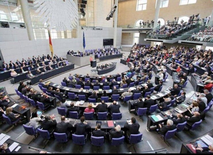 German parliament rejects bill on arms embargo on Turkey 2