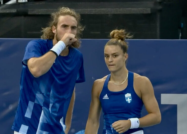 Maria Sakkari and Stefanos Tsitsipas win 6-3, 6-4 over the Canadians in the opening round 10
