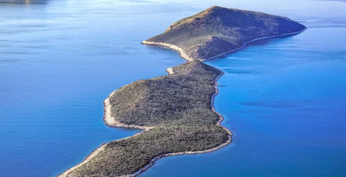 private islands for sale in Greece