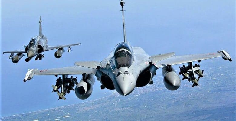 Greek Defence Minister in France today to 'pick up' Rafale fighter jets 1