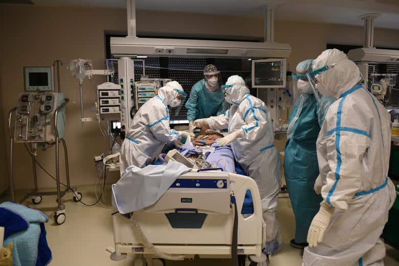 Greece intensive care unit covid-19 coronavirus