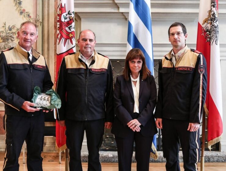 Greek President thanks Austrian volunteer firefighters during official visit 8