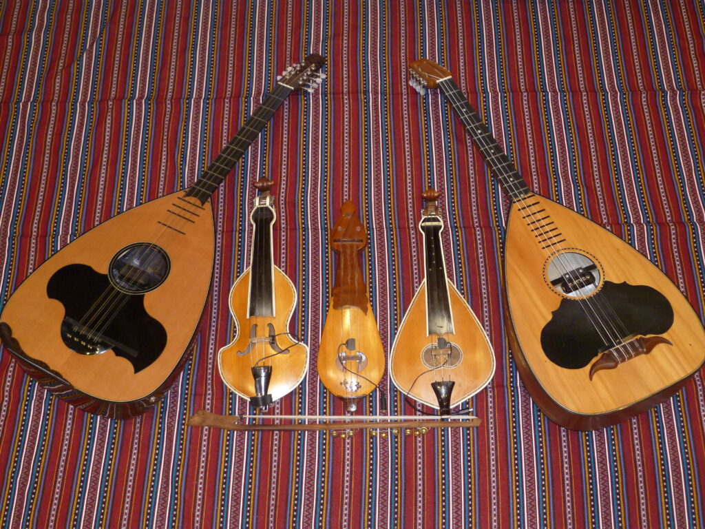 Cretan musical instruments