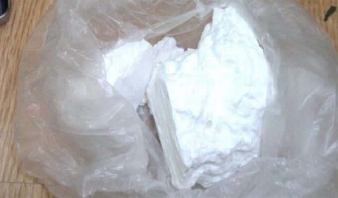 Greek Canadians busted selling 'fake' cocaine to tourists on Crete 8